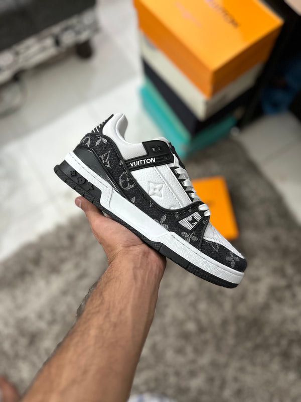 Lv Trainers Black white (premium batch)