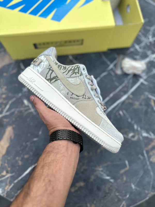 AF 1 x Traviss Scottt Low 'Cactus Jack' Grey