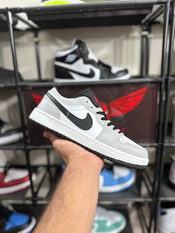 Aj 1 Smoke grey lows