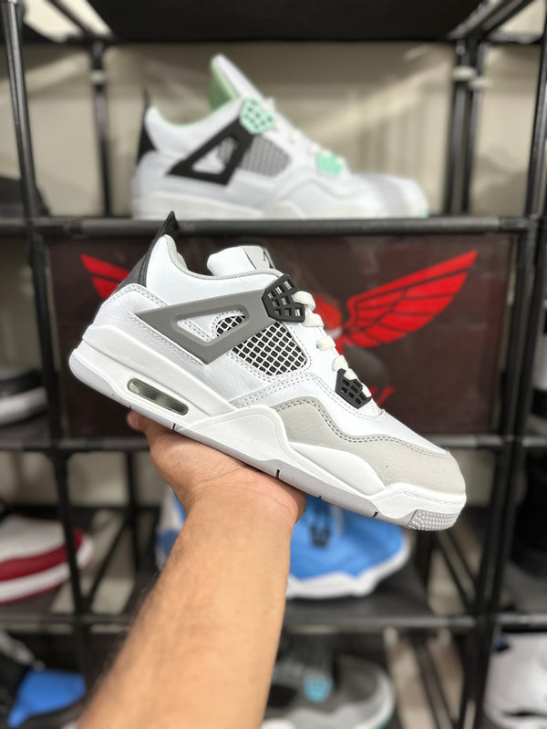 Aj 4 White grey