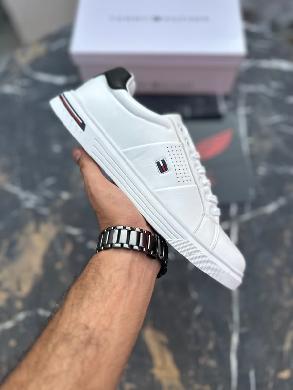 Tommy HF sneakers White black