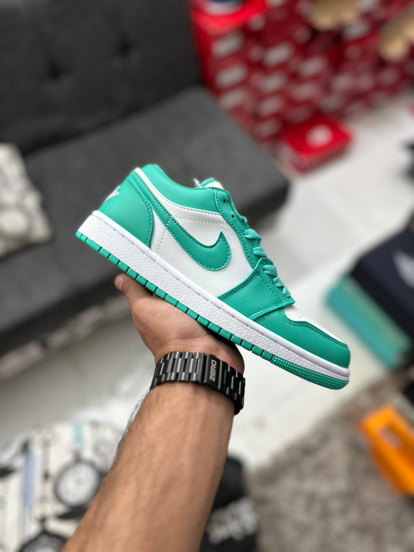 Aj 1 lows Emerald green (Premium batch)