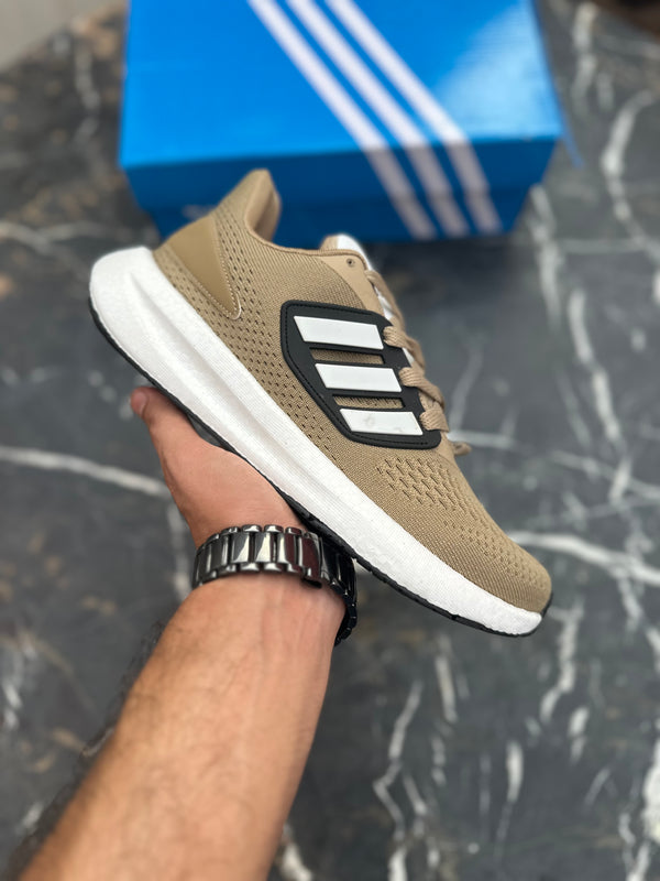 AD Pureboost Khaki 22
