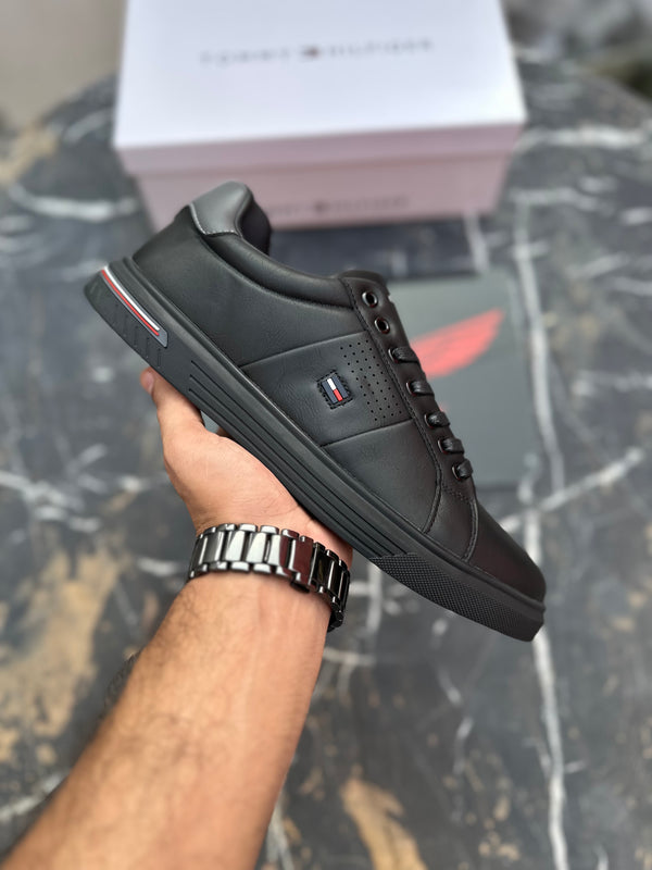 Tommy HF sneakers Black grey