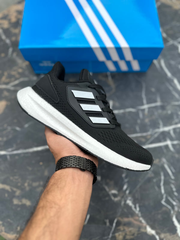 AD Pureboost Black White 22