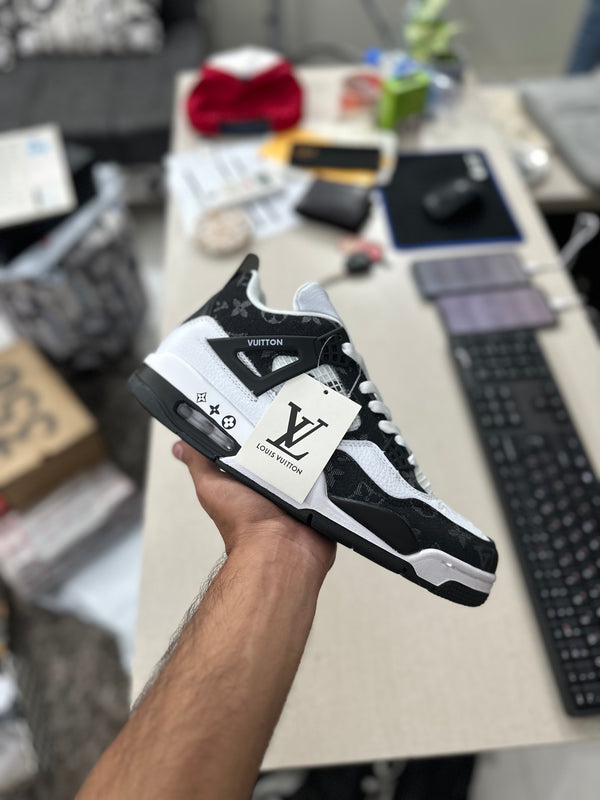 Aj 4 x LV