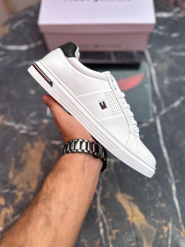 Tommy HF sneakers White black