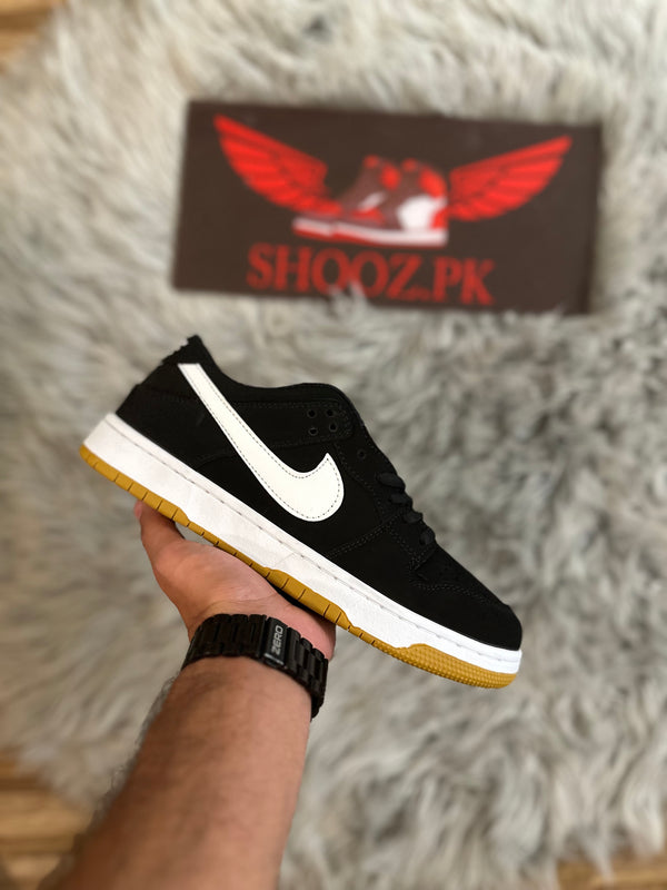 Dunks Black gum