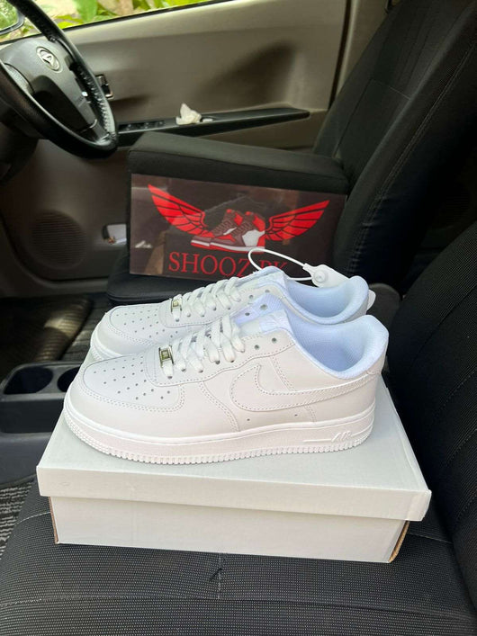 AF 1 all white( Dot perfect)