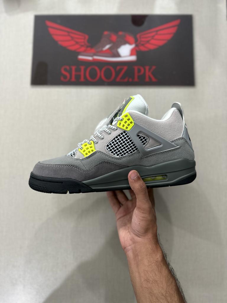 Aj4 neon 2025