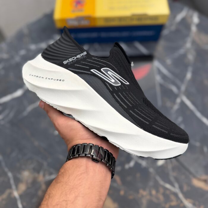 Shooz Maassage Sole-Black White